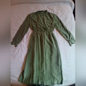 Chic Olive Green Long Sleeve Dress